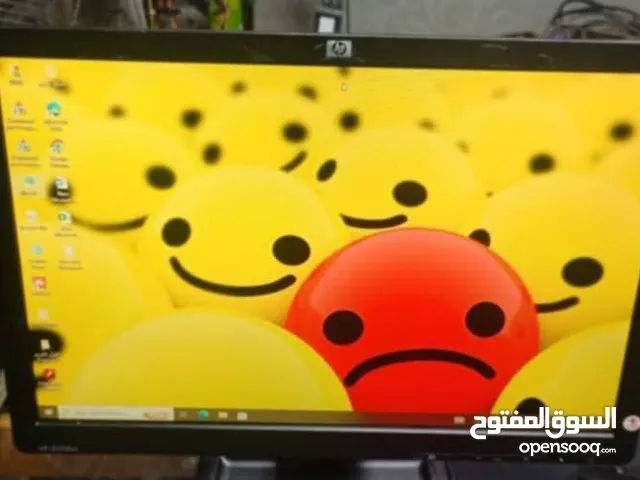 كمبيوتر بحال الوكاله بشغل نت وبفتح كل برامج التواصل الاجتماعي مع كيبورد جيمنج وطاوله وماوس ويرلس