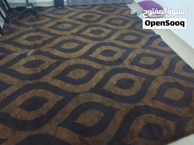 سجاد مستعمل بحاله الوكاله