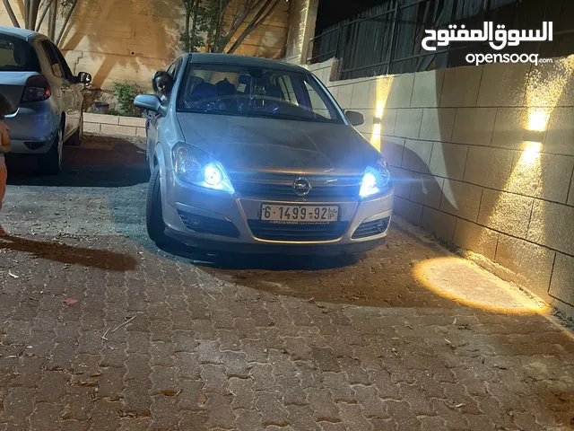 Used Opel Astra in Ramallah and Al-Bireh