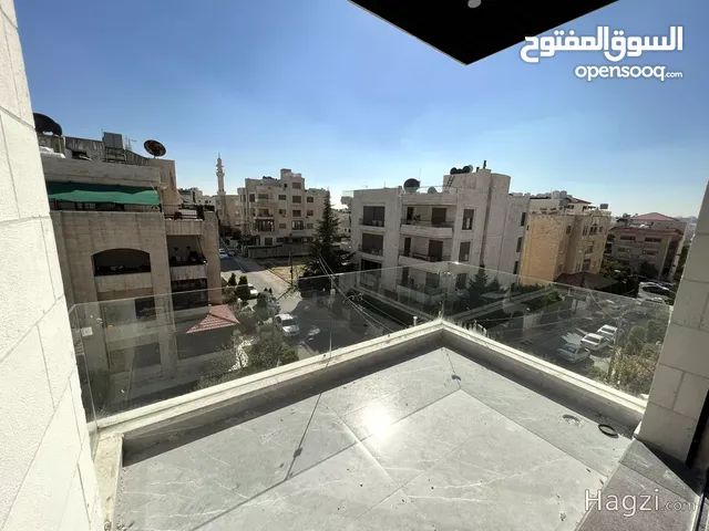 205 m2 3 Bedrooms Apartments for Sale in Amman Um Uthaiena