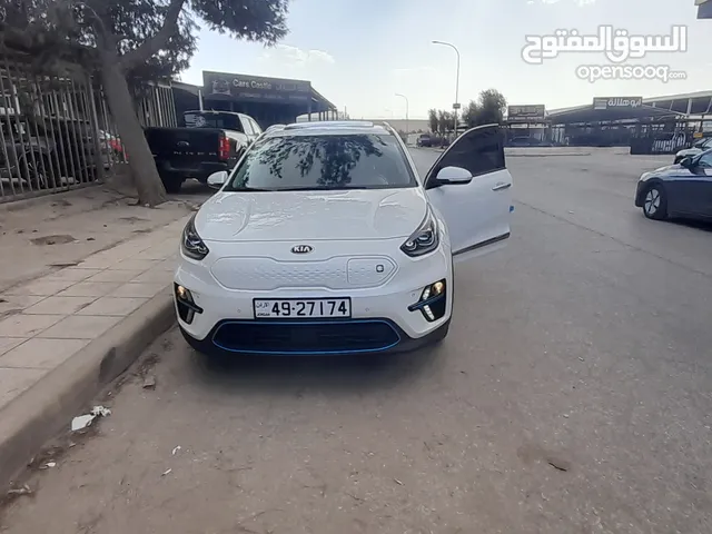 كيا نيرو وارد كوري فل مع فتحه وكاميرات اضويه عدسات تورنق اعلا صنف