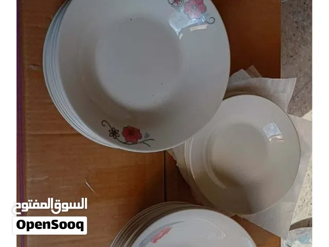 صواني وطناجر وصحون جديد ومستعمل