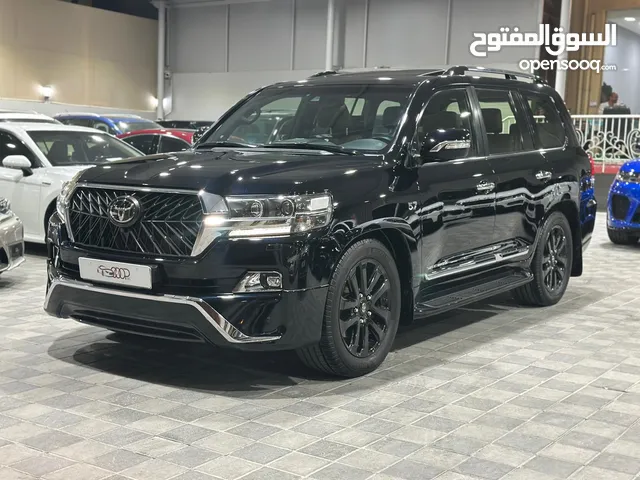 Cruiser VXS Black Edition V8 5.7