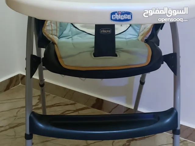 كرسي آكل أطفال