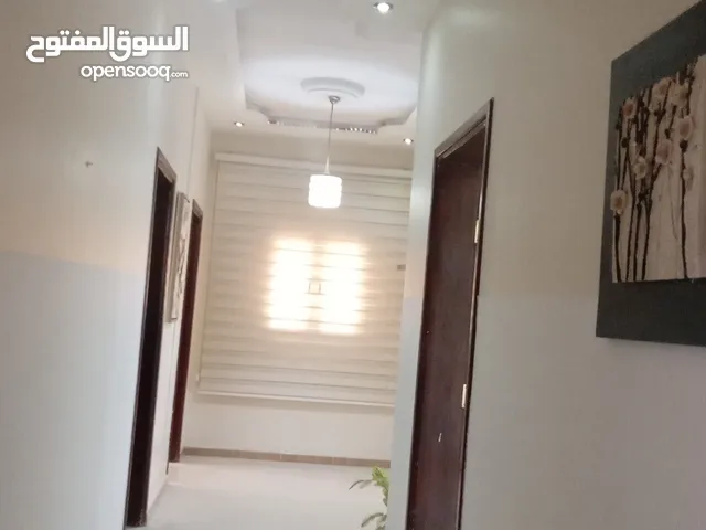 شقه للايجار في الفرناج