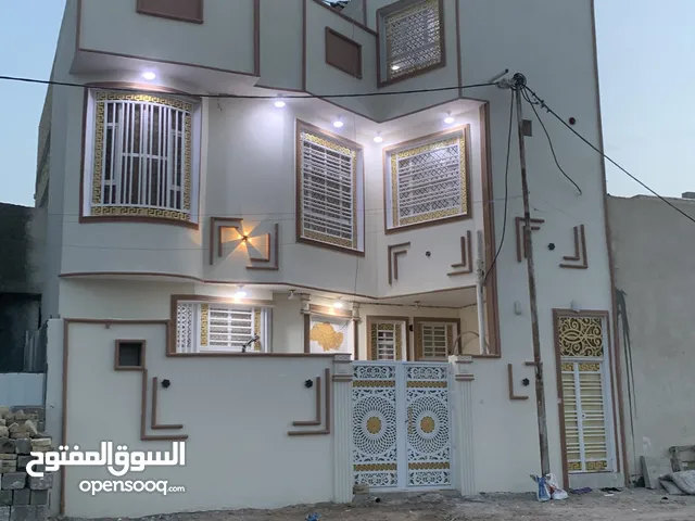 100 m2 More than 6 bedrooms Townhouse for Sale in Basra Tannumah