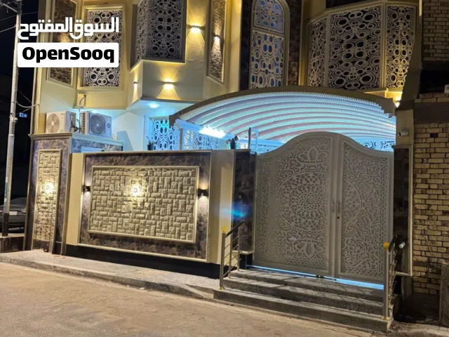 200 m2 More than 6 bedrooms Townhouse for Sale in Basra Yaseen Khrebit