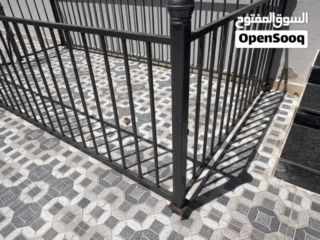 سياج مزرعه حديد صبغه ناريه