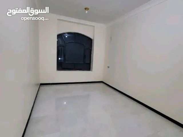180m2 3 Bedrooms Apartments for Rent in Sana'a Bayt Baws