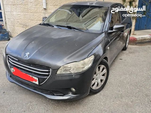 Used Peugeot 301 in Ramallah and Al-Bireh