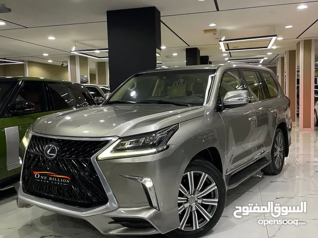 لكرس LX 570 موديل 2017 جاهز للإستعمال نظيف جداً داخليته بيج