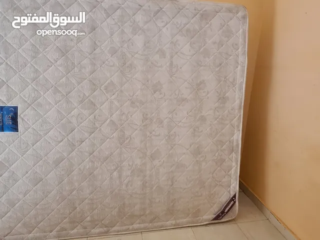 تخفيض سعر مرتبة تاكى سوست منفصلة حالتها فوق الممتازة كالجديدة تماما مقاس 180سم فى 195سم ارتفاع 25سم