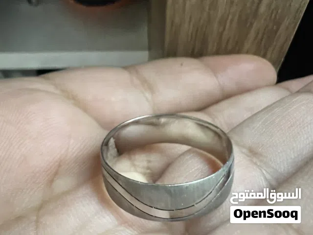 حلقة بلاتينوم وزنها 6.5 غرام بلاتينيوم اصلي مختوم PT95