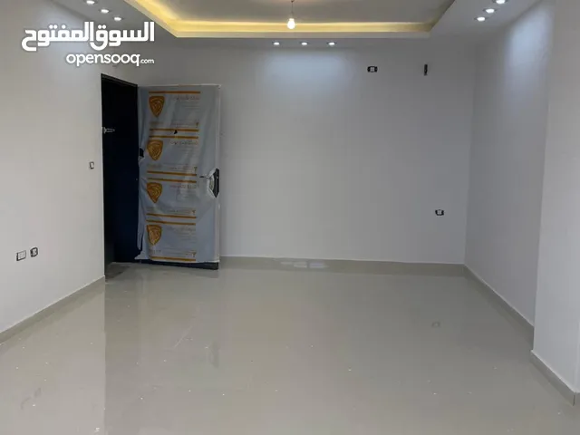 160 m2 3 Bedrooms Apartments for Rent in Ramallah and Al-Bireh Al Tira