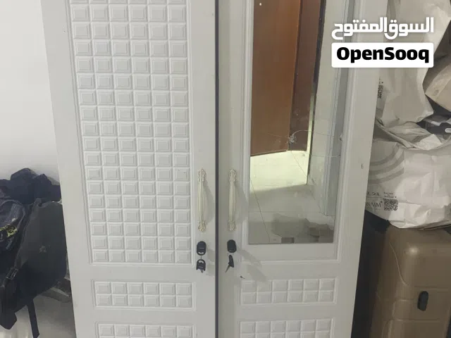 2 خزانة ملابس