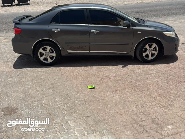 للبيع كرولا 2011