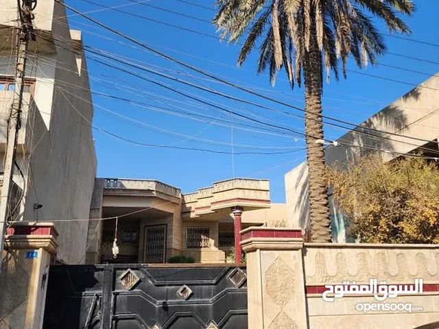 700m2 More than 6 bedrooms Townhouse for Sale in Baghdad Saidiya