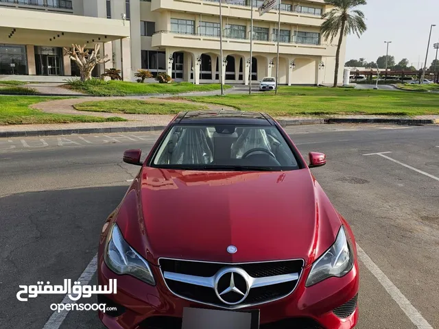 Mercedes Benz E350 4matic 2014 full options with no paints. مرسيدس بنز E350 4matic 2014 بدون صبغ.