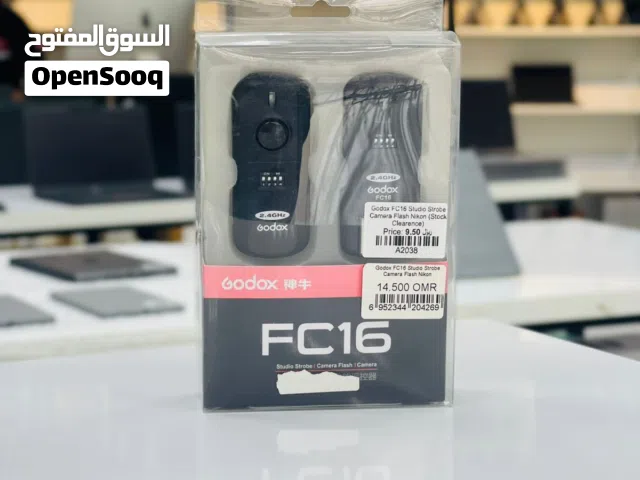 Brand New Godox Camera Flash in Oman  Trigger camera flash  1 Year Warranty