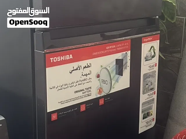 ثلاجة Toshiba 16 قدم بحالة الوكاله استخدام شهر فقط