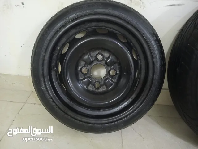 4سبيرات عيار 13 مع كوشوك وكاله للبدل على جنط 14او 15