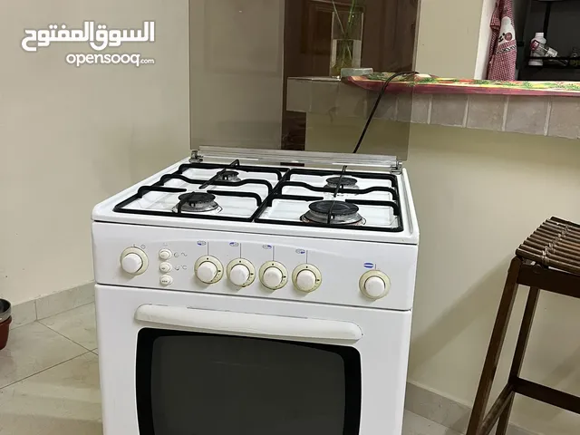 Cooking Range 60x60 Gas in good condition