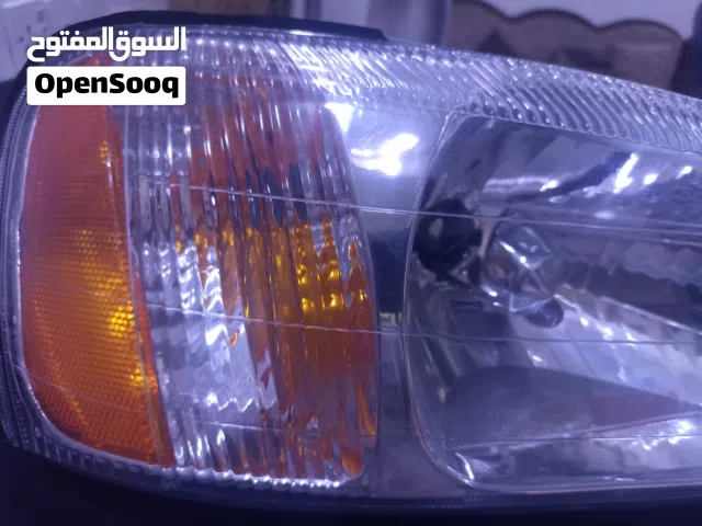 ضؤ هونداي فيرنا 1999