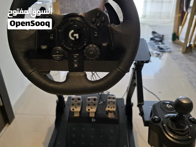 Logitech G923 Racing Wheel and Pedals TRUEFORCE