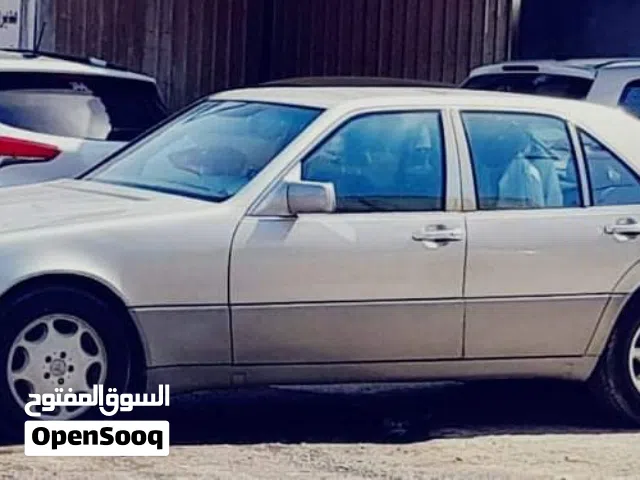 1992 مرسيدس بنز الفئة-E
