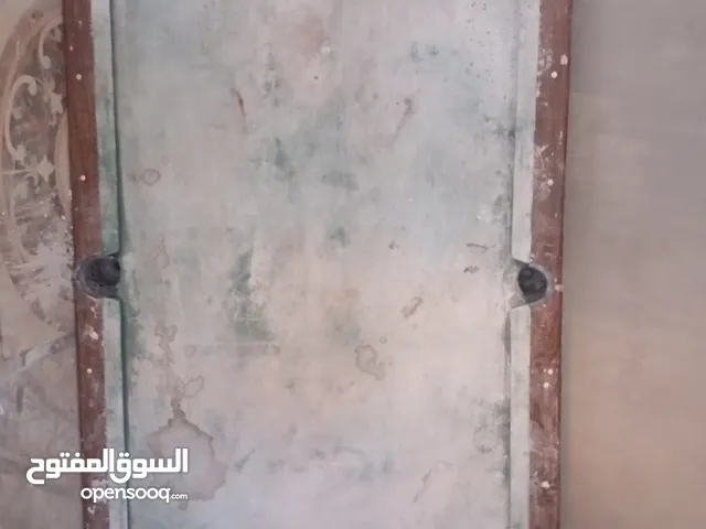 طاولة بلياردو خشب بحال جيد تحتاج لتنجيد و ميزان فقط
