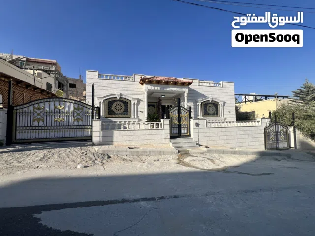 171 m2 3 Bedrooms Townhouse for Sale in Zarqa Shomer