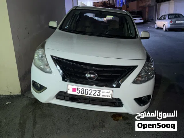 2016 Nissan Sunny SL