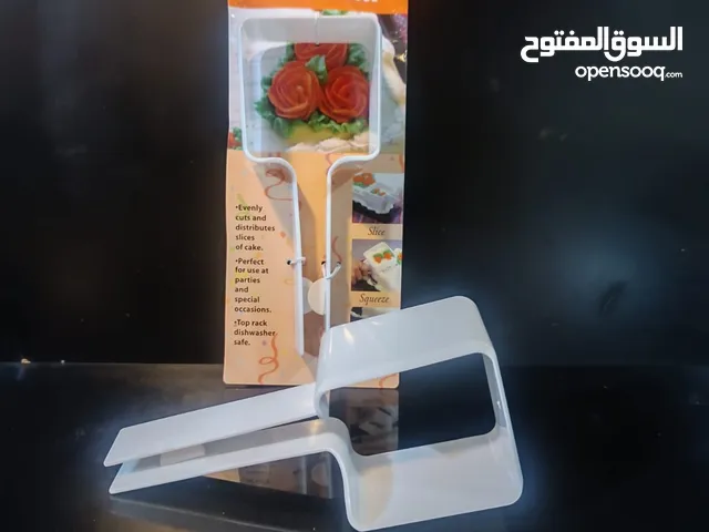 قاطع كيك عالمي