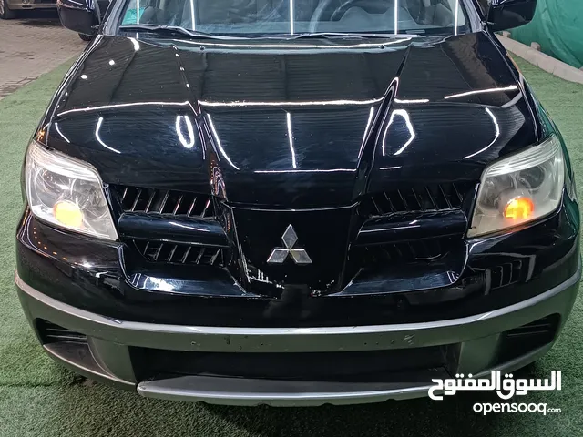 ميتسوبيشي اوتلاندر 2006