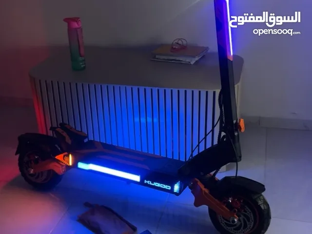 للبيع سكوتر KUGOO اصلي