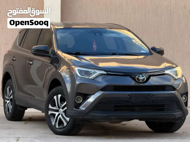 2017 تويوتا راف فور LE