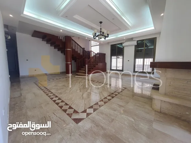شقة دوبلكس طابق اول للايجار في الظهير بمساحة بناء اجمالية 400م