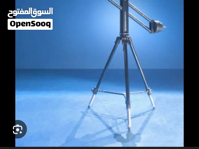 معدات تصوير عاليه استاندات و اناره و اشياء وايد