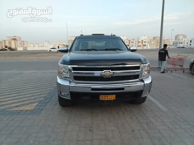 Chevrolet Silverado 1500 in Muscat