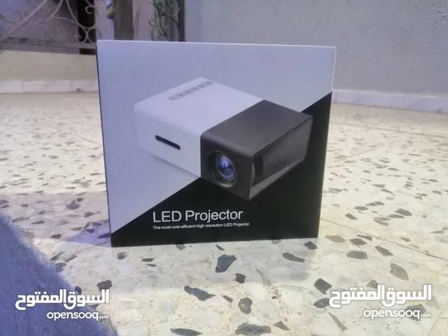 &بروجكتر حجم صغير داتا شو الـسـعـر175 إستمتع بتجربة سينيمائية تصل الى 60 بوصة مع ريموت تحكم عن ب