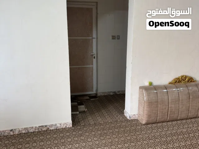 250 m2 2 Bedrooms Townhouse for Rent in Al Sharqiya Ja'alan Bani Bu Ali