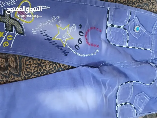 بناطيل بناتي ولادي وشنط واحذيه مستخدم