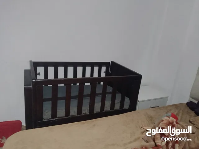 سرير اطفال بيبي خشب ذو جودة عالية