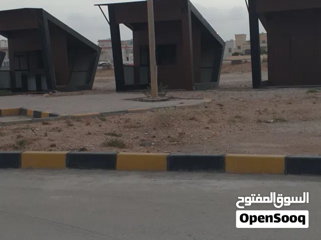 مضابي ارزت على شارع العام مقابل محطه المهاء ارزات