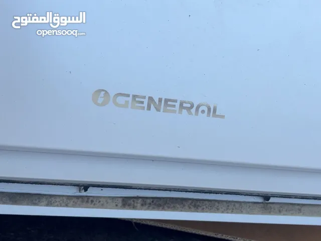 مكيف مستعمل سنه تقريبا 800 بدون كمبريسر