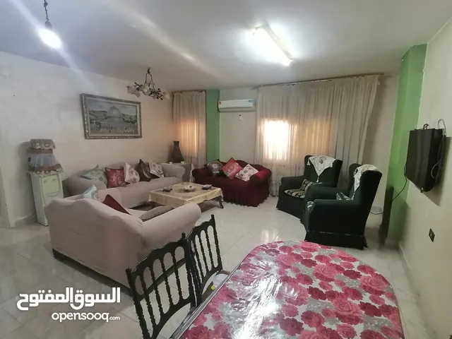 207 m2 5 Bedrooms Apartments for Sale in Amman Jabal Al Naser
