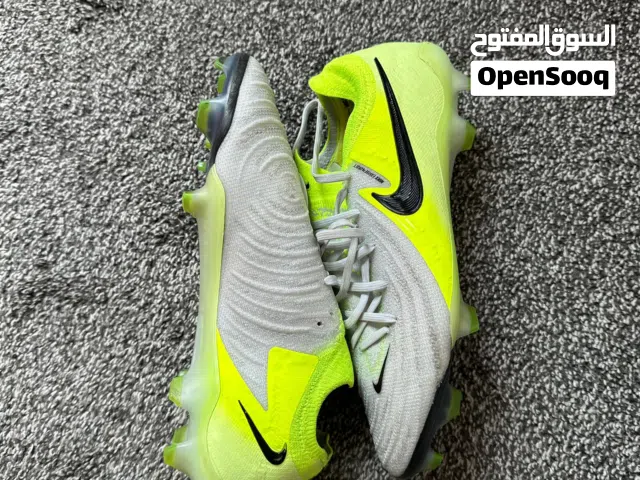 نايكي فانتوم جي إكس (Nike Phantom GX) - نظيفة جداً (استخدام خفيف)