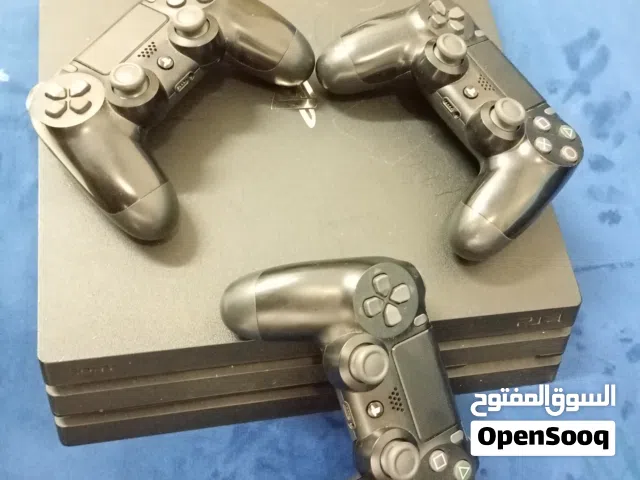 بلايستيشن 4 برو نظيف للبيع
