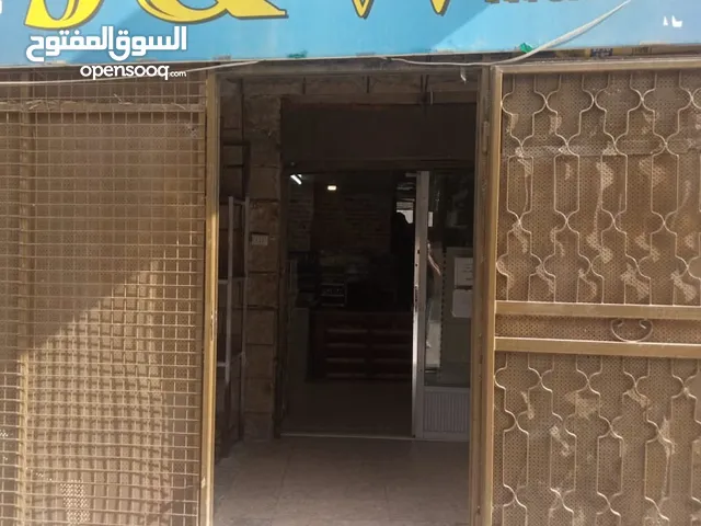 مخزن للإيجار بموقع مميز جدا