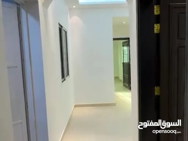 90 m2 3 Bedrooms Apartments for Rent in Al Dakhiliya Nizwa